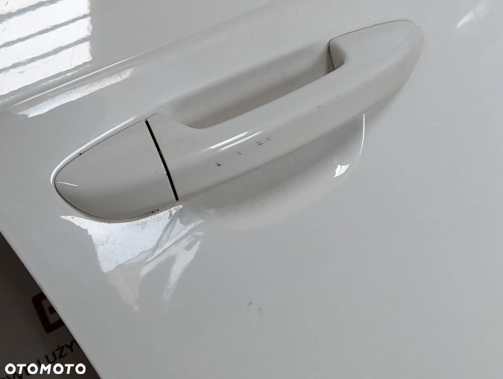 DRZWI PRZEDNIE PRAWE VW PASSAT B7  LB9A - 5