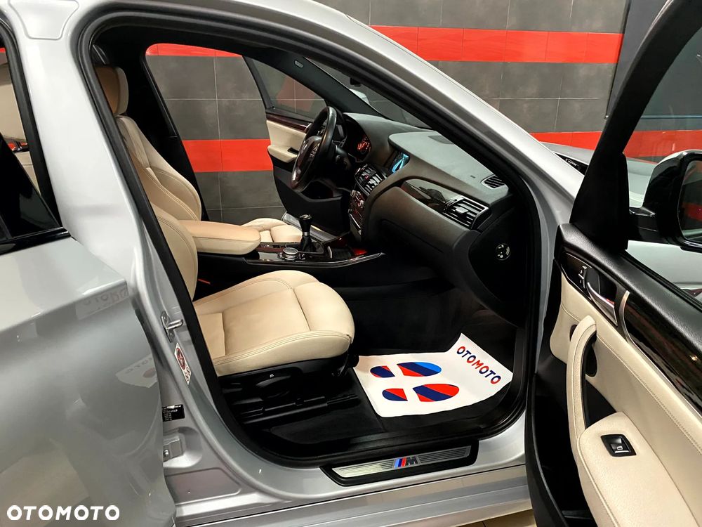 BMW X4 xDrive20d xLine - 25