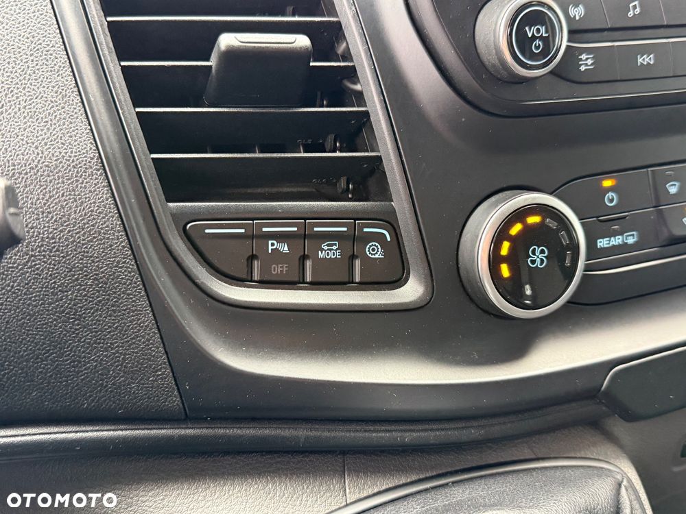 Ford Transit Custom 290 L2H1 Limited - 21