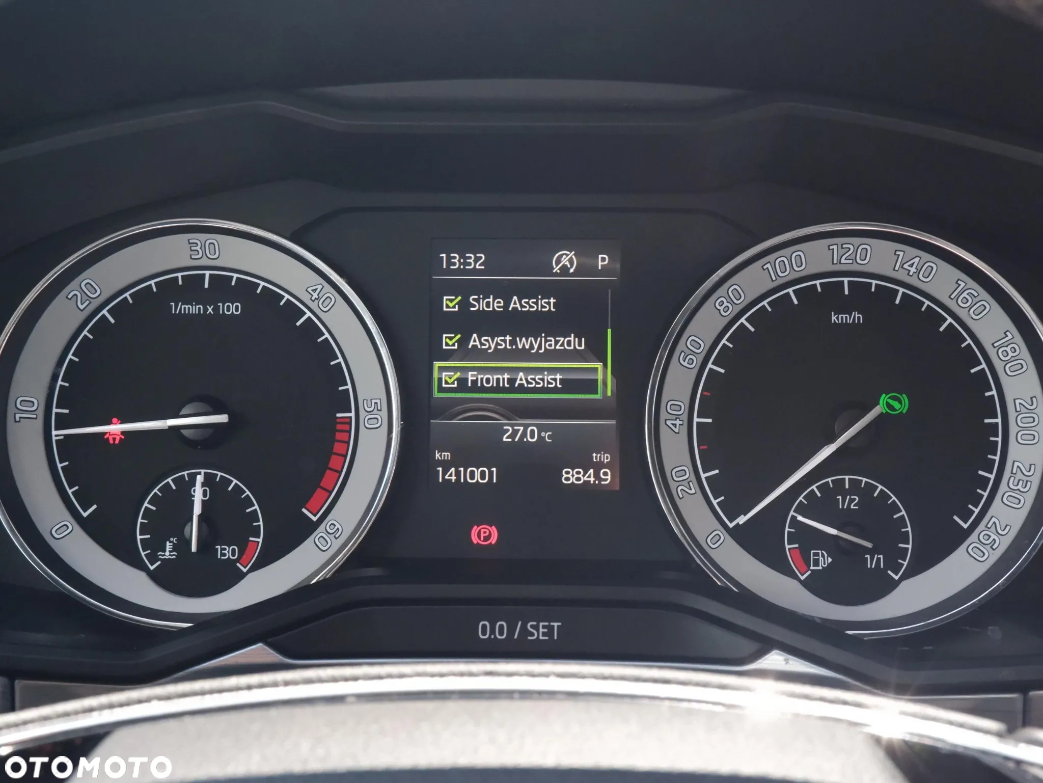 Skoda Superb 2.0 TDI SCR Ambition DSG - 27