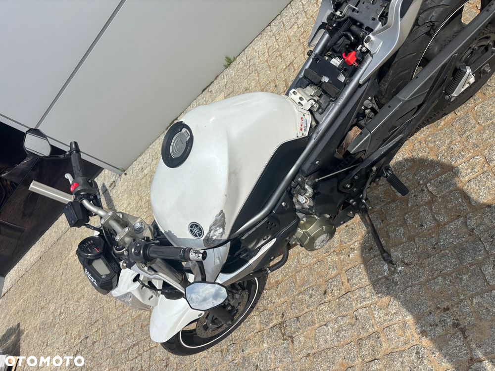 Yamaha XJ - 4