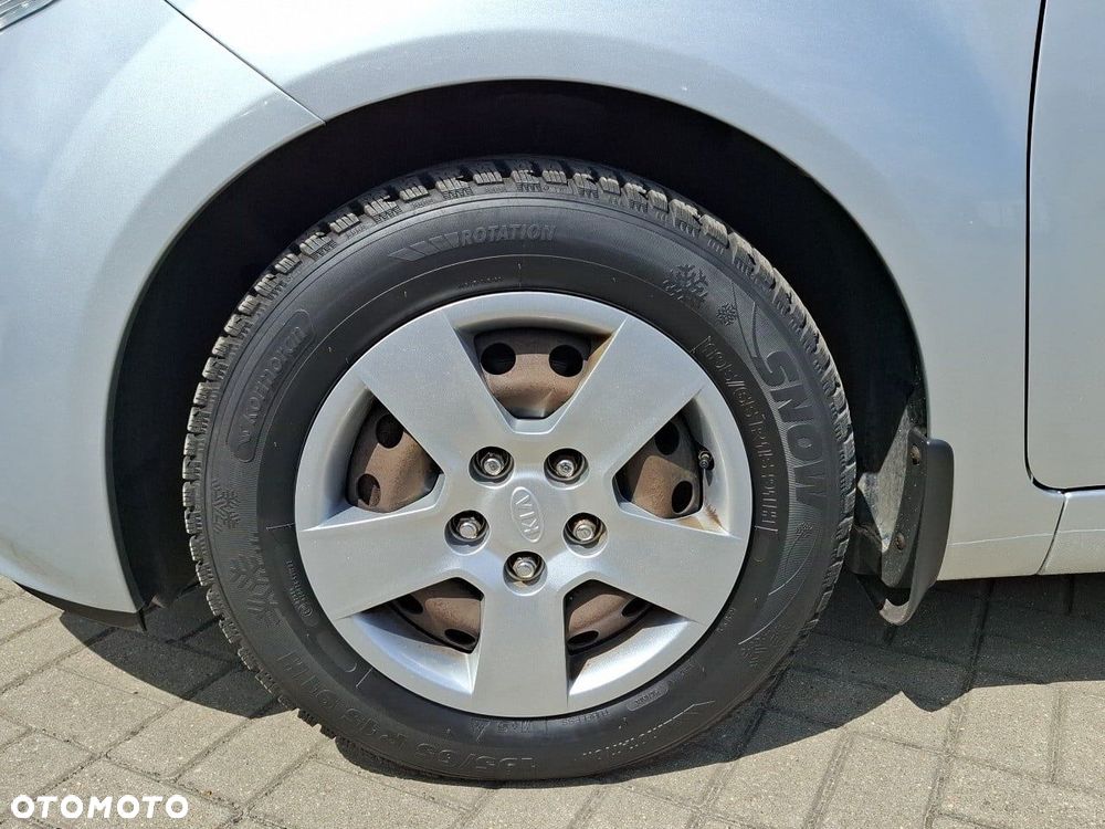 Kia Venga - 13