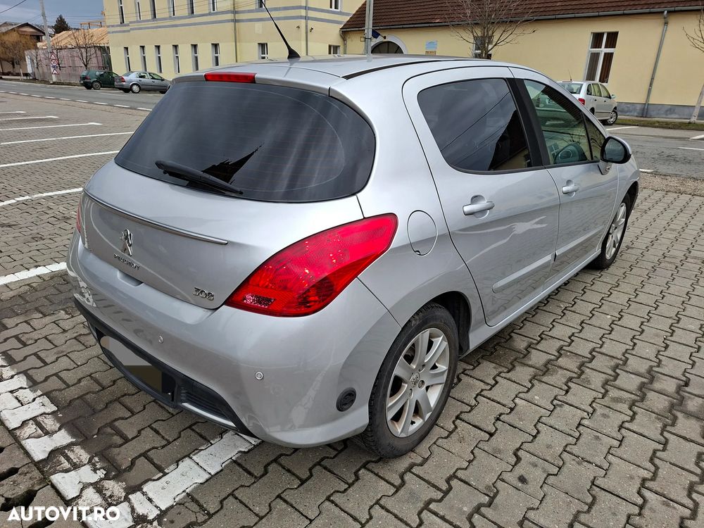 Peugeot 308 120 VTi Allure - 2