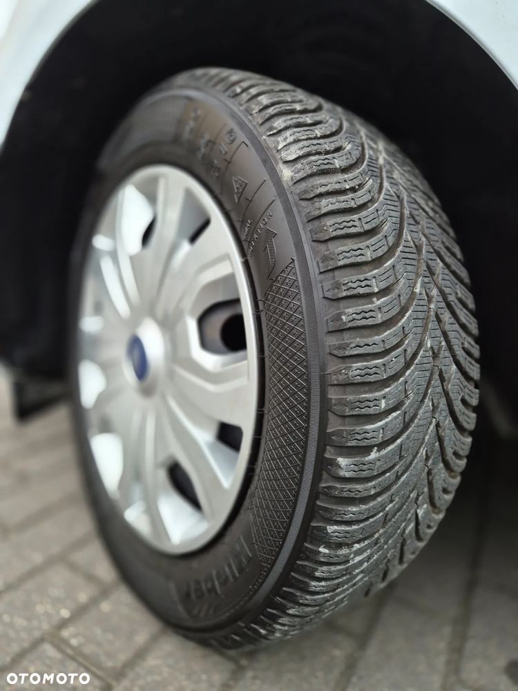 Ford TRANSIT CONNECT - 21