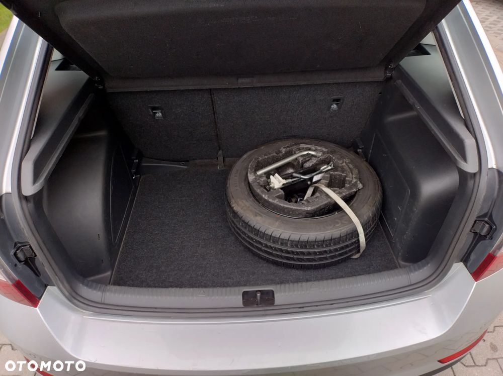 Skoda RAPID 1.6 TDI Ambition - 22