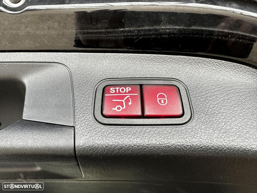 Mercedes-Benz GLA 250 e 8G-DCT Progressive - 43