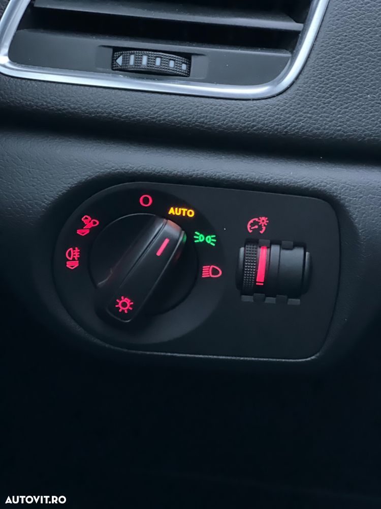 Audi Q3 2.0 TDI Sport - 10