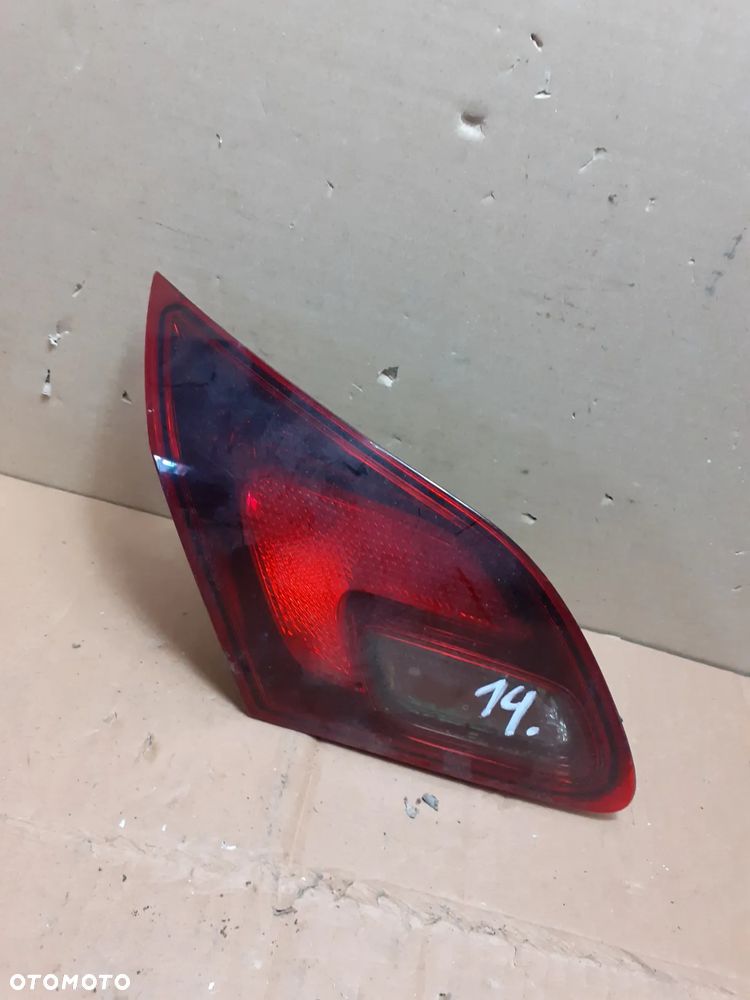 LAMPA TYLNA LEWA OPEL ASTRA J - 7