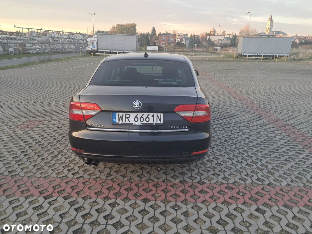 Skoda Superb 1.8 TSI Business DSG - 6