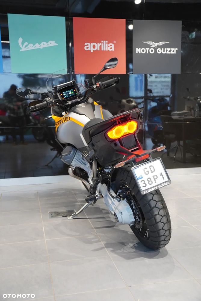 Moto Guzzi Stelvio - 6