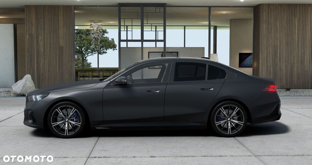 BMW i5 - 2