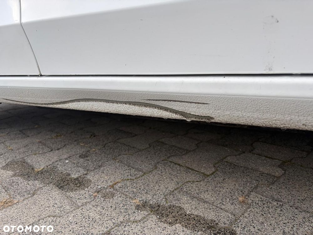 Audi A4 Avant - 12
