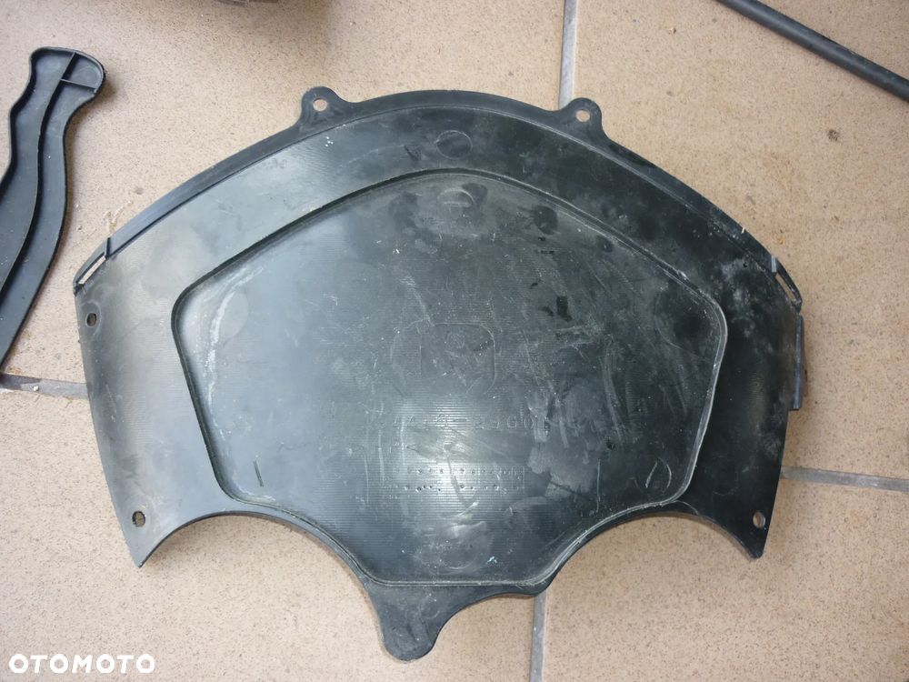 Stelaż lampy Suzuki GSX R 600 K5 - 19