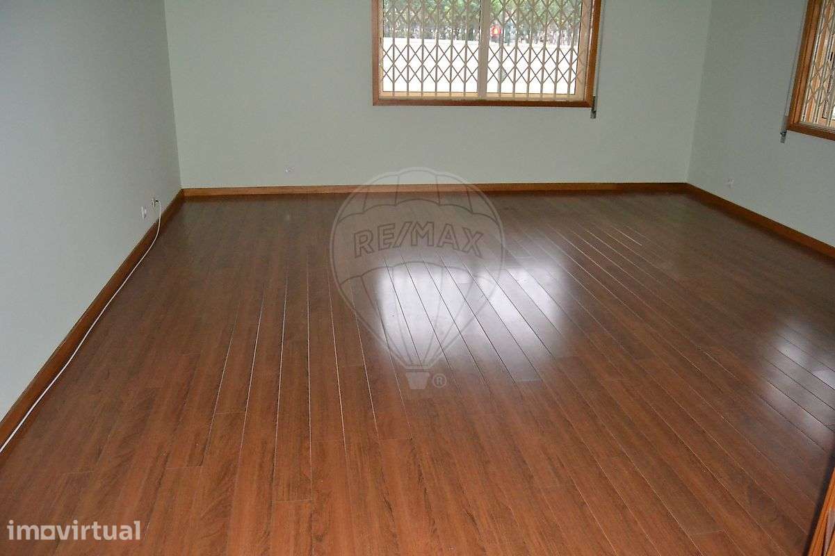 Apartamento T2 para arrendamento - Grande imagem: 5/15
