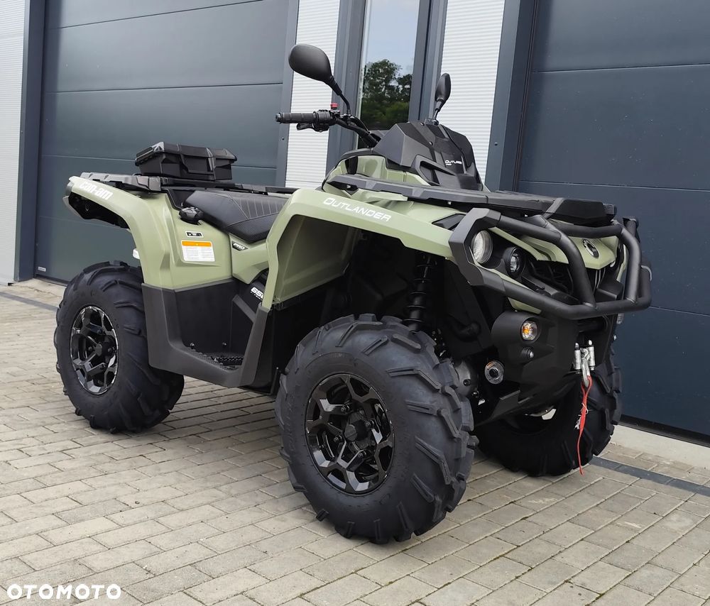 Can-Am Outlander - 3