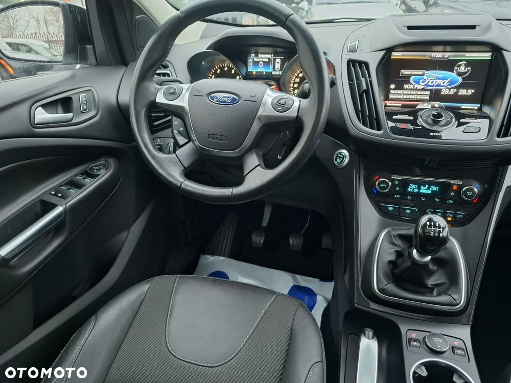 Ford Kuga 1.5 EcoBoost 2x4 Business Edition - 22
