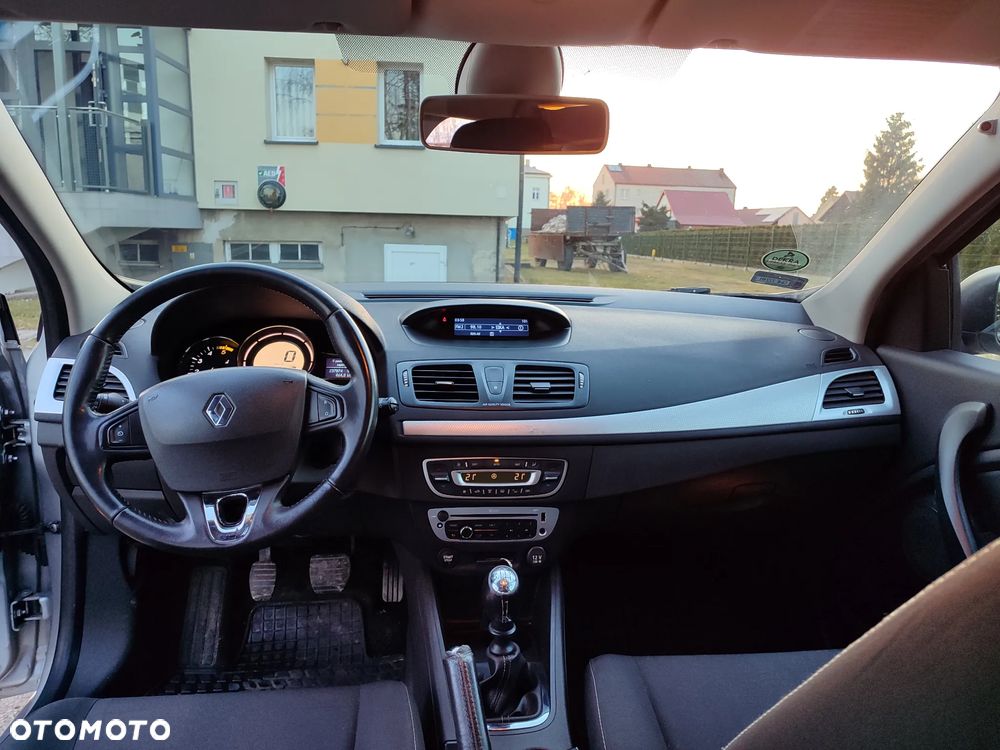 Renault Megane 1.5 dCi Bose - 10