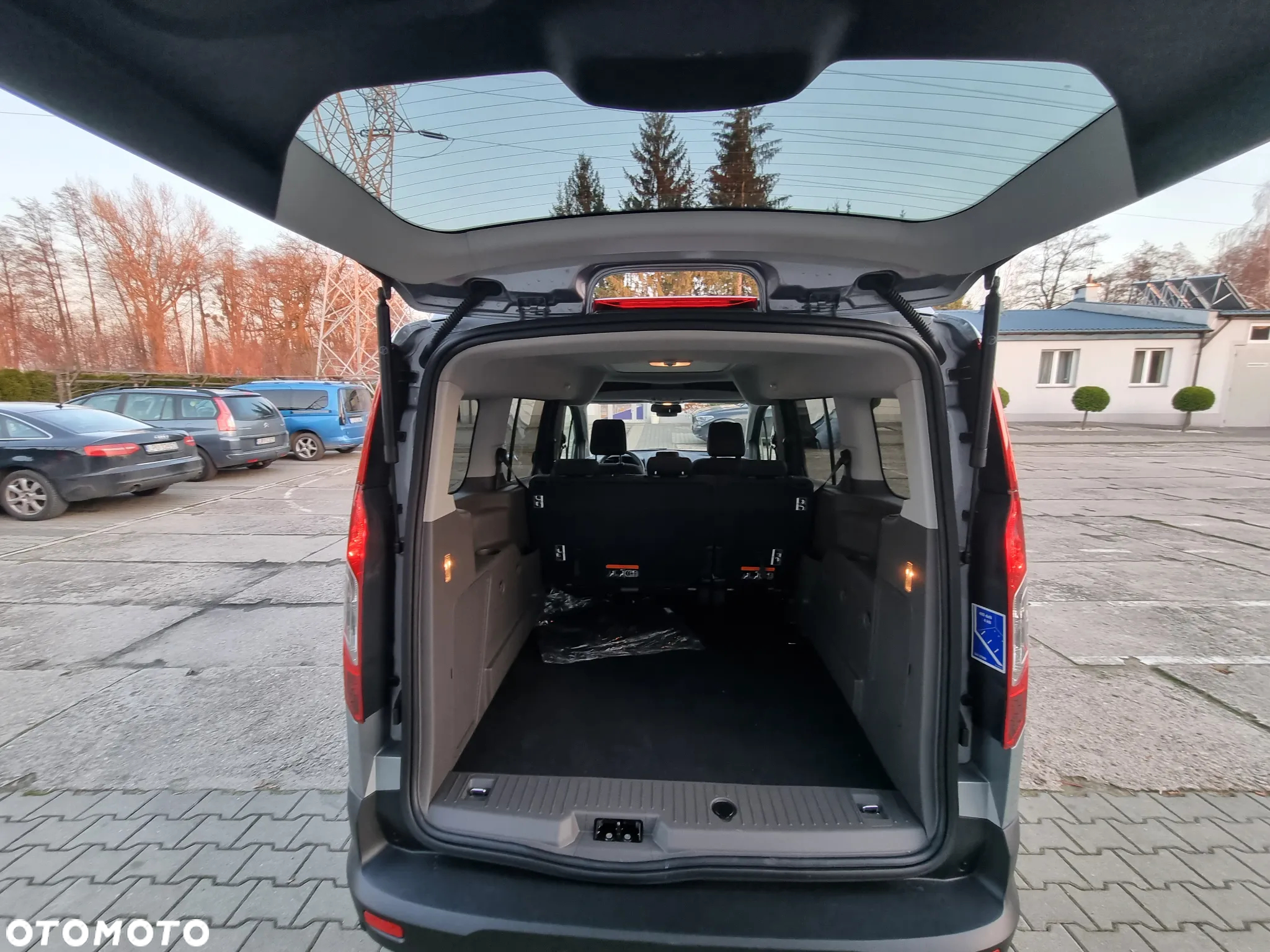 Ford Tourneo Connect Gr 1.5 EcoBlue Active PowerShift - 8