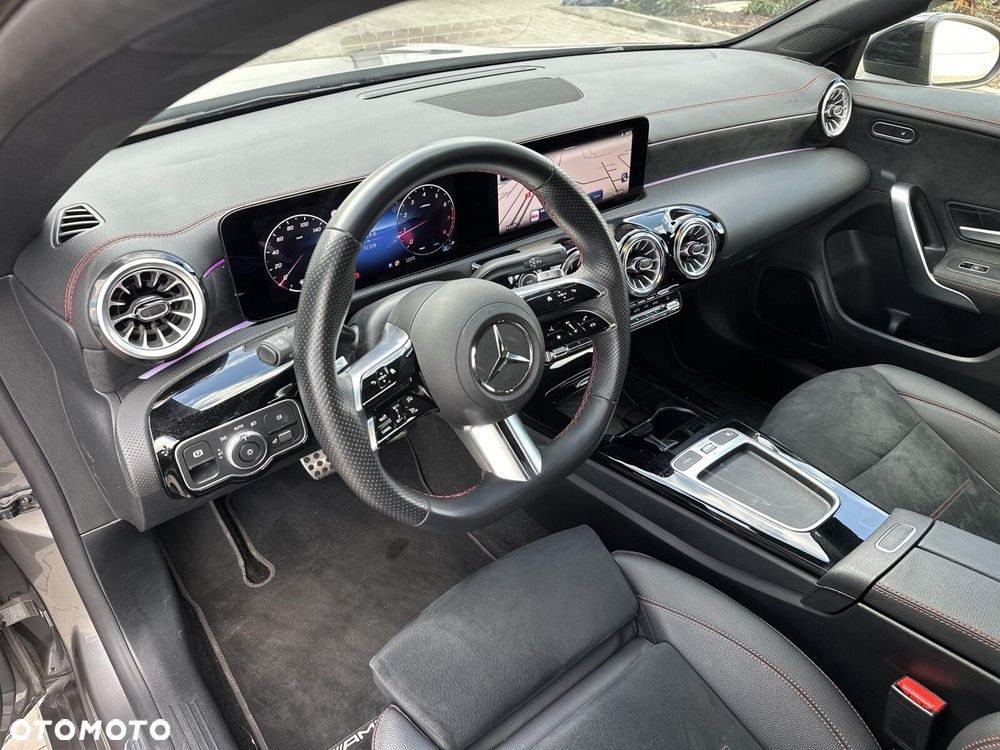 Mercedes-Benz CLA 200 AMG Line 7G-DCT - 10