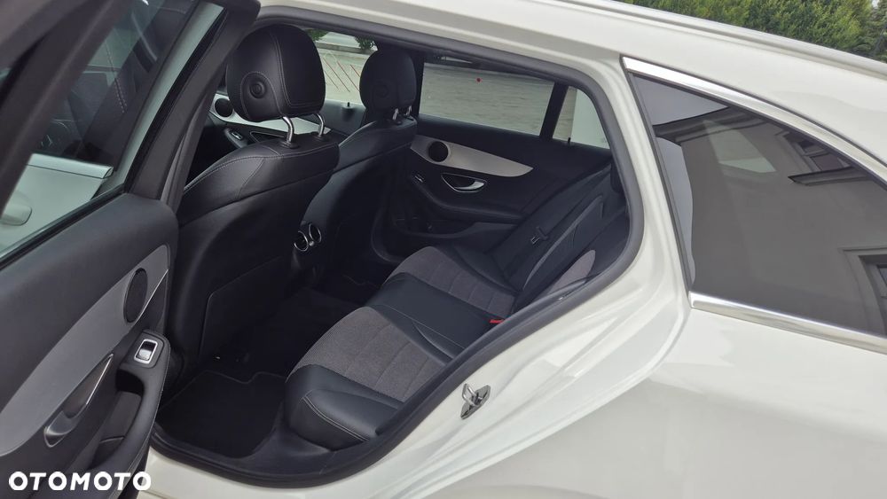 Mercedes-Benz Klasa C 220 d 9G-TRONIC Avantgarde - 15