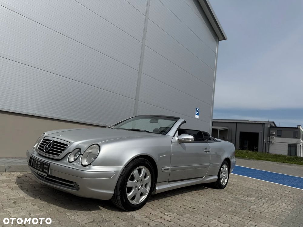 Mercedes-Benz CLK - 2