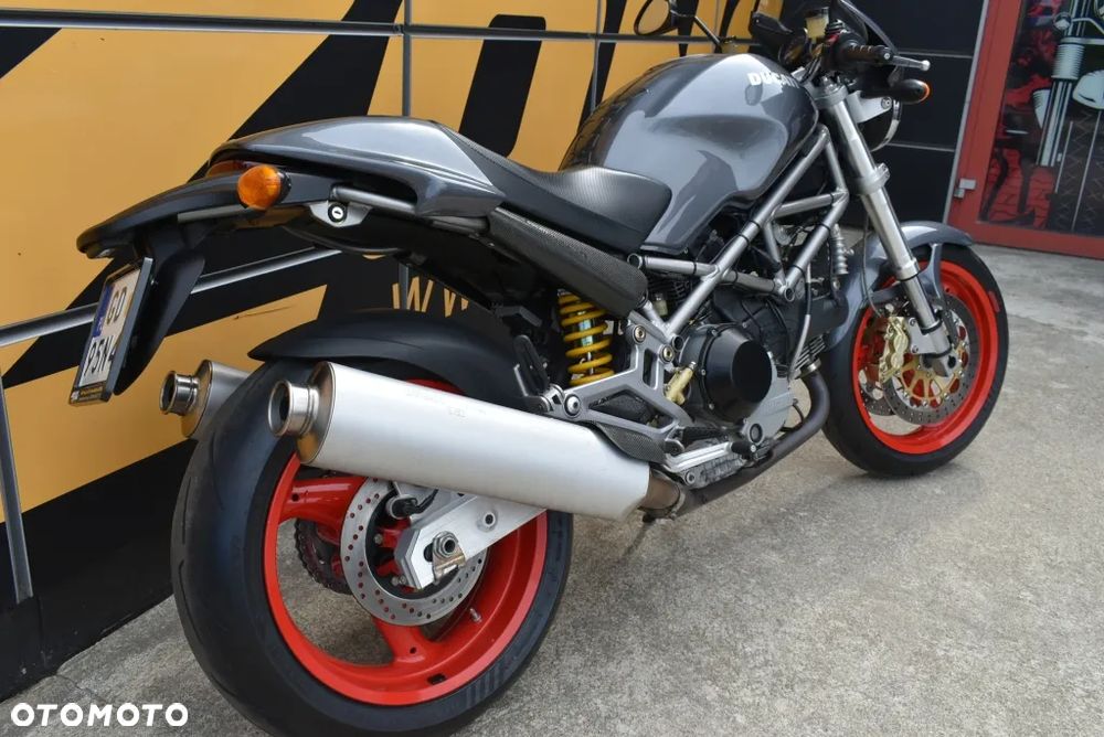 Ducati Monster - 32