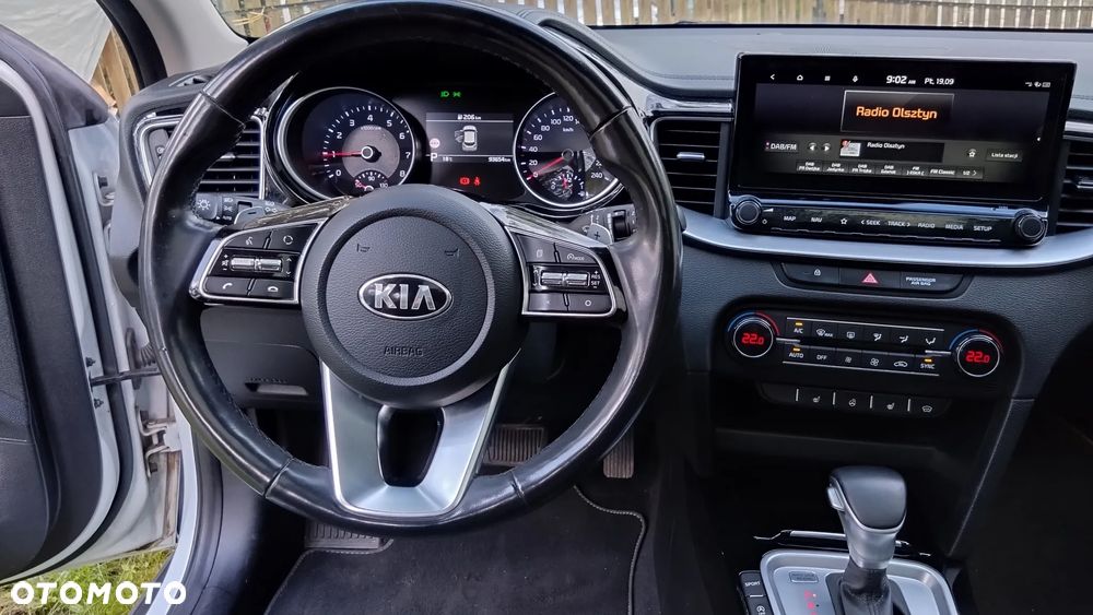 Kia XCeed 1.5 T-GDI L Business Line DCT - 17