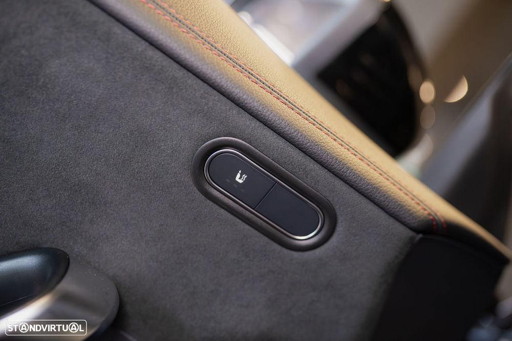 Mercedes-Benz CLA 250 e Shooting Brake AMG Line - 31