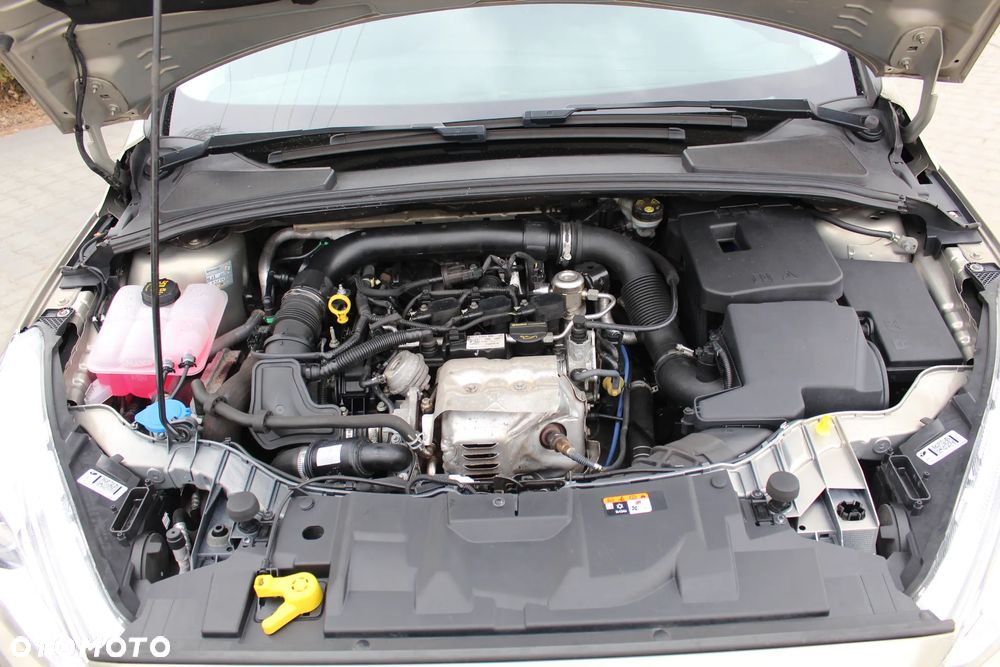 Ford Focus 1.0 EcoBoost Titanium - 36