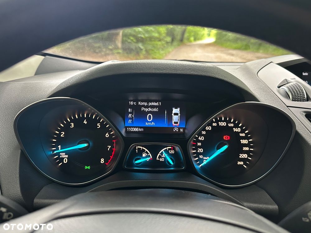 Ford Kuga 1.5 EcoBoost 2x4 Cool & Connect - 17