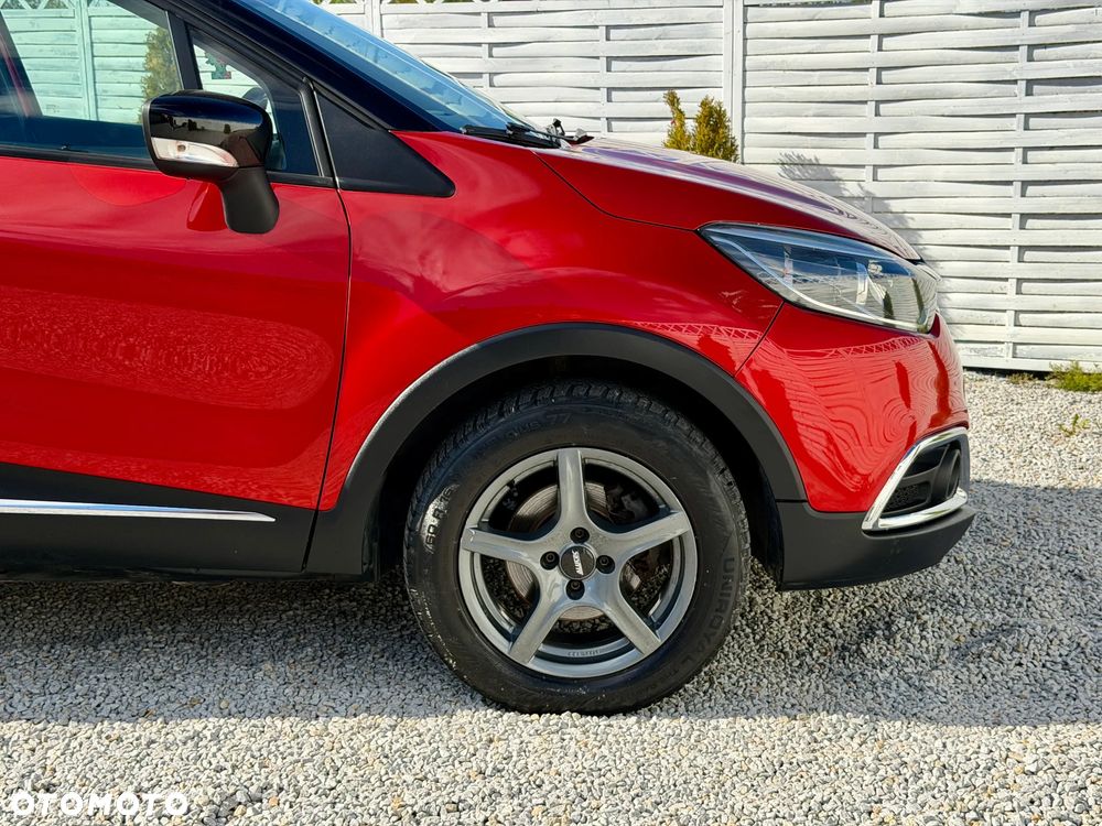 Renault Captur 1.2 TCe Helly Hansen EDC - 27