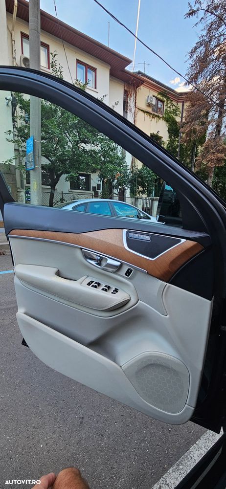 Volvo XC 90 - 17