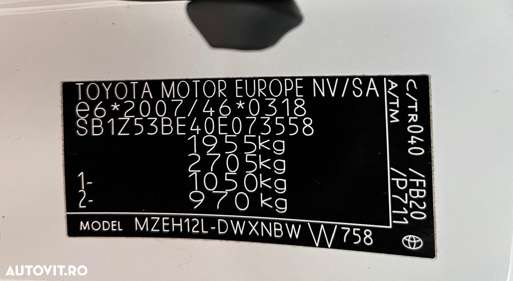 Toyota Corolla - 21