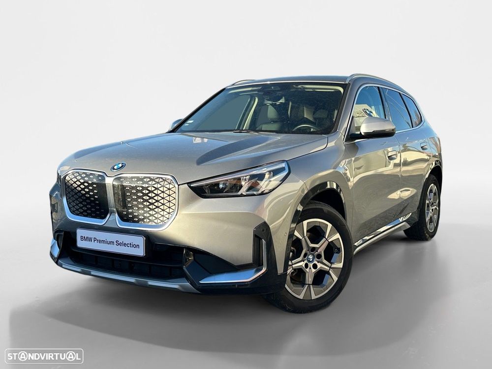 BMW iX1 eDrive20 - 1