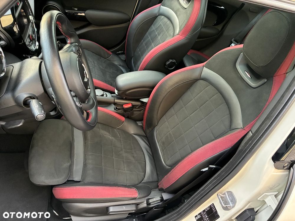 MINI Cooper S - 23