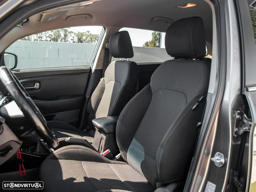 Kia Carens 1.7 CRDi ISG TX - 18