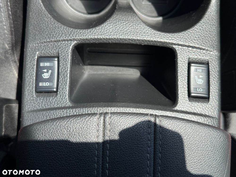 Nissan Qashqai 1.7 dCi 4x4 N-Connecta Xtronic - 20