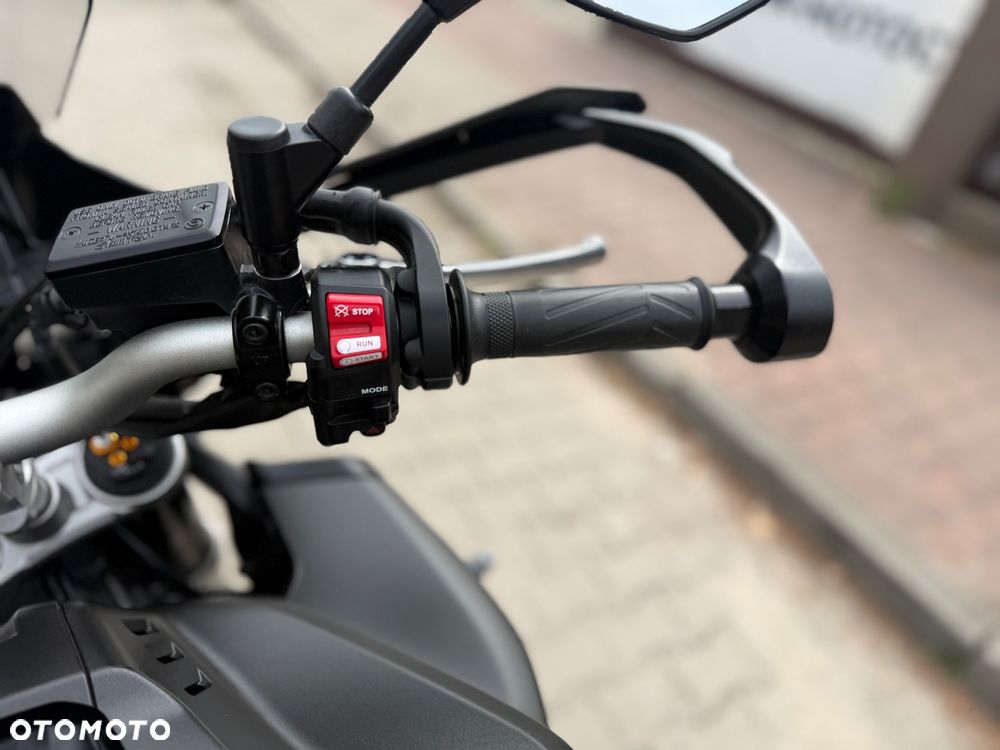 Yamaha MT - 34