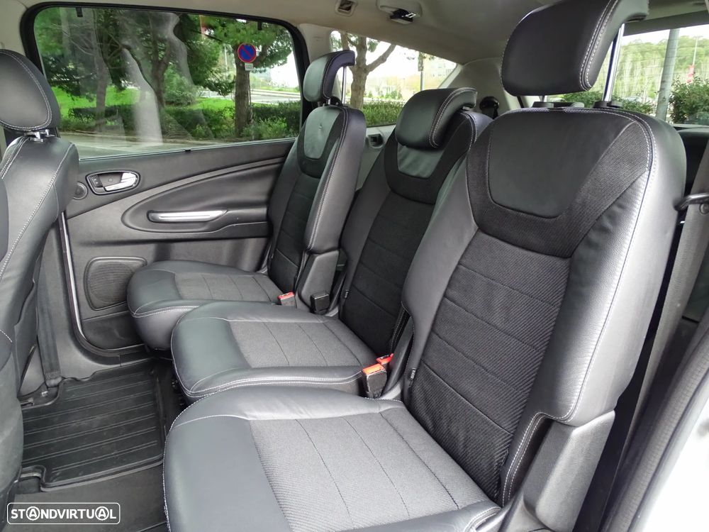 Ford S-Max 2.0 TDCi Titanium Busine. 7L Aut. 149g - 25