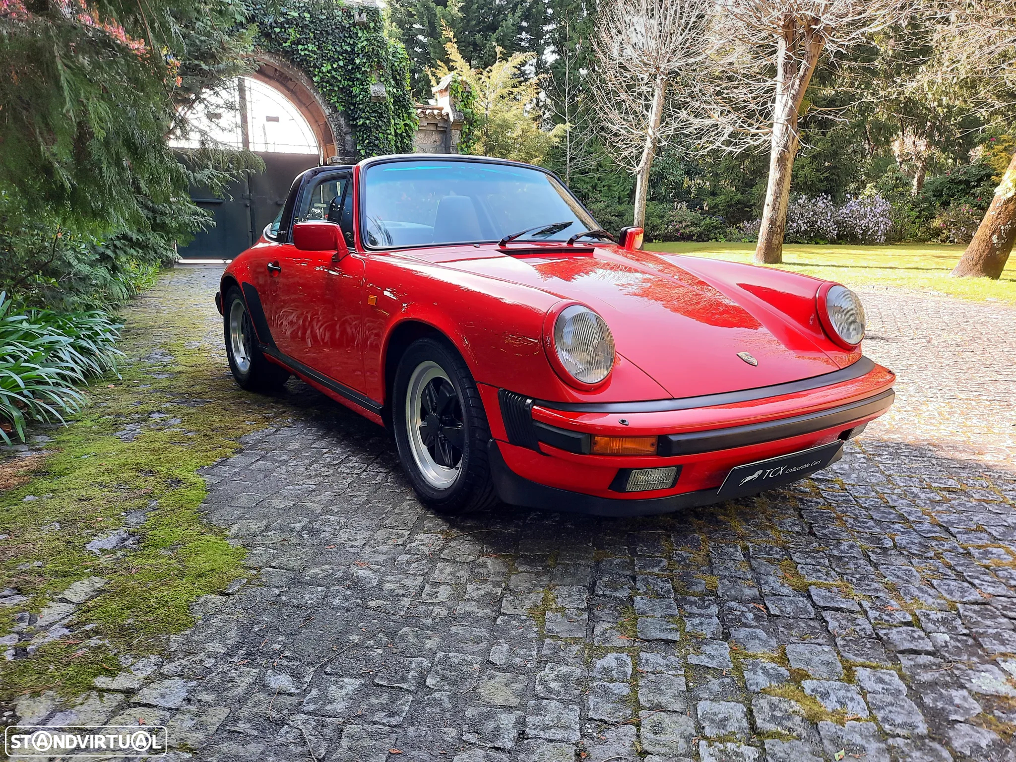 Porsche 911 Série G Carrera Targa 3.2 - 16