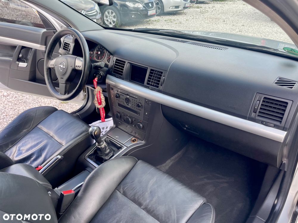 Opel Vectra 3.2 V6 GTS - 30