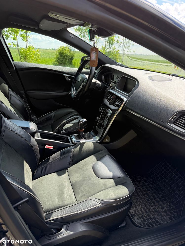 Volvo V40 D4 RDesign - 19