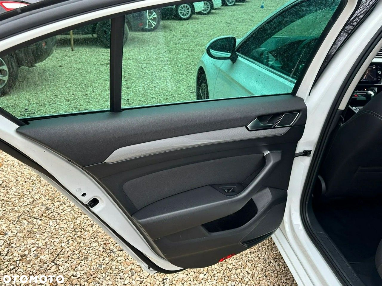 Volkswagen Passat 2.0 TDI EVO Business DSG - 15