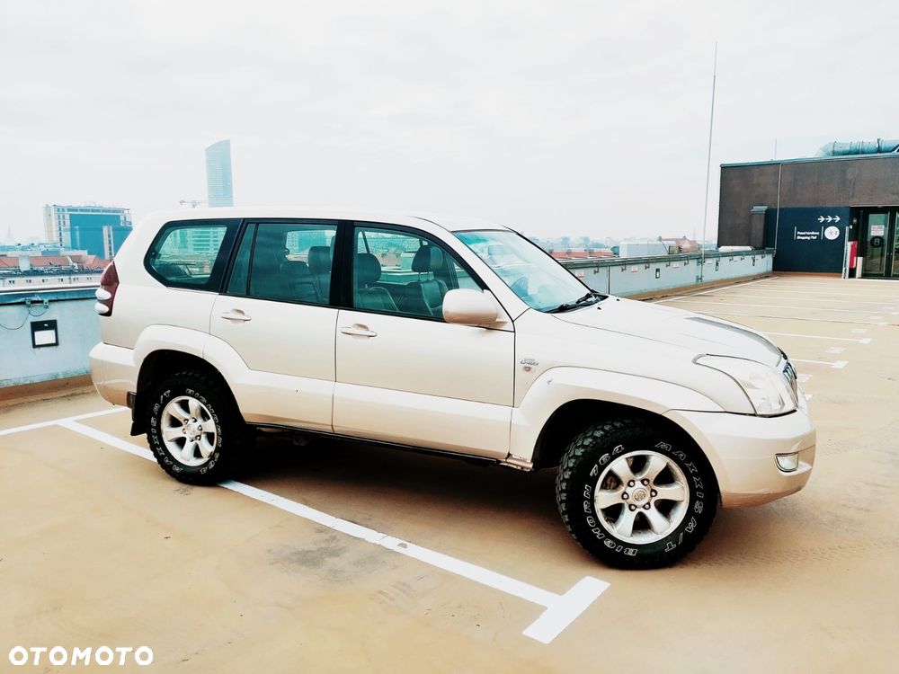 Toyota Land Cruiser 3.0 D Luna Comfort - 3