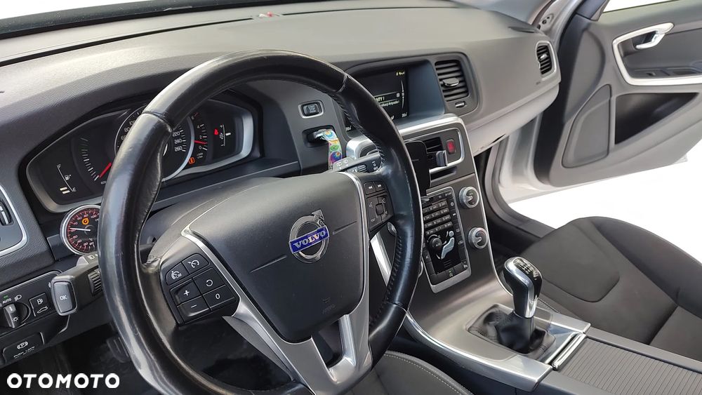 Volvo V60 D4 - 6
