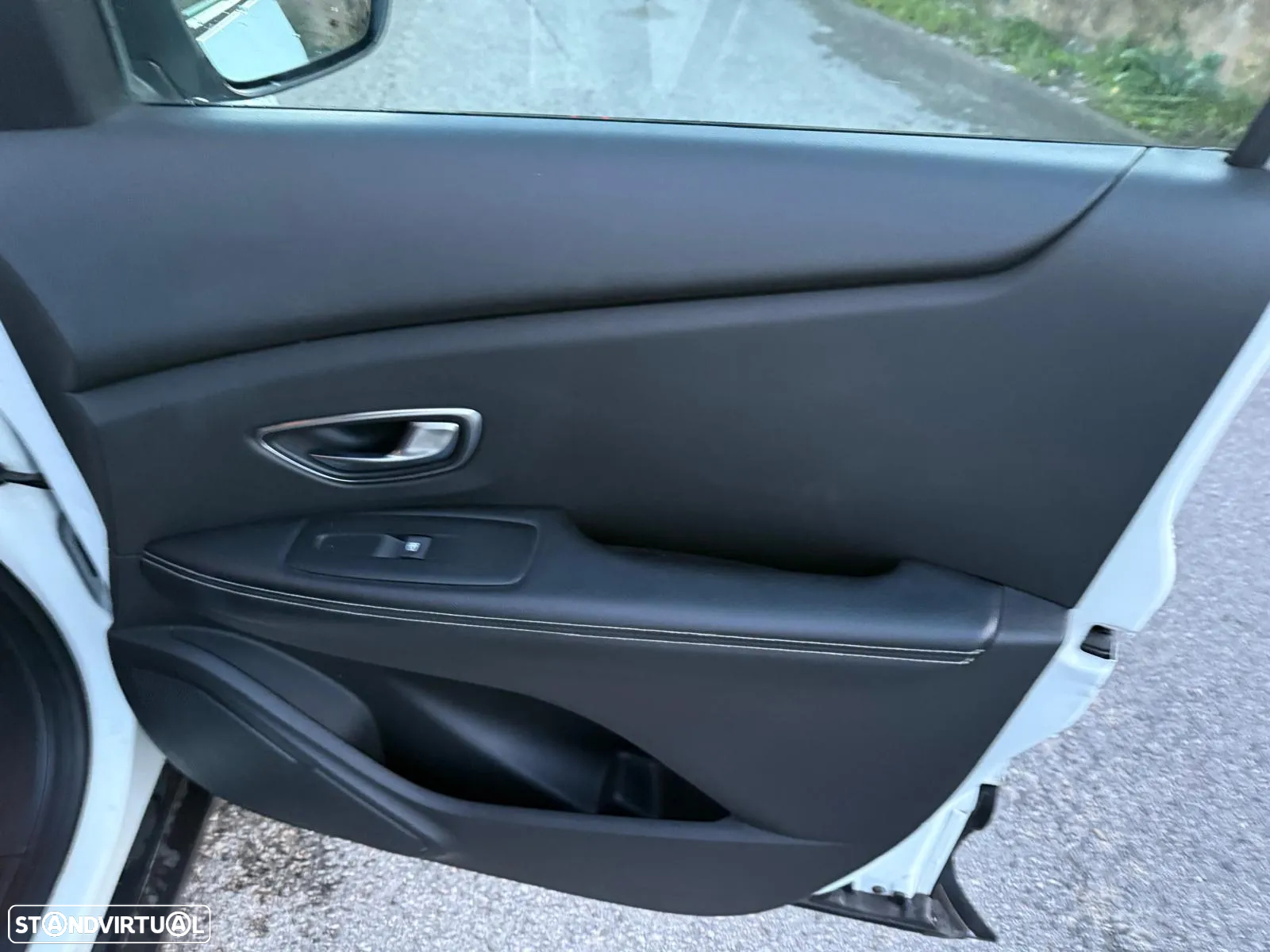 Renault Grand Scénic ENERGY dCi 110 EDC BOSE EDITION - 11