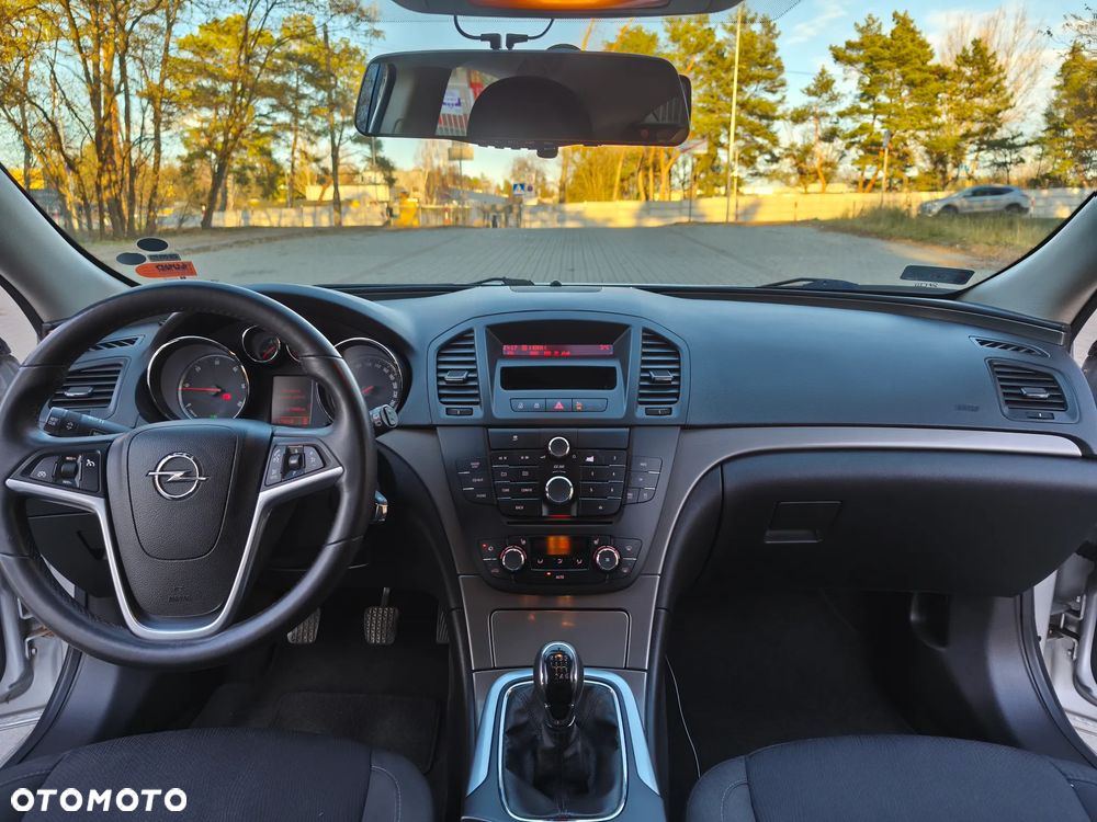 Opel Insignia 2.0 CDTI - 16