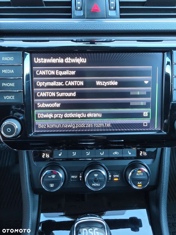 Skoda Superb 2.0 TDI Style DSG - 29