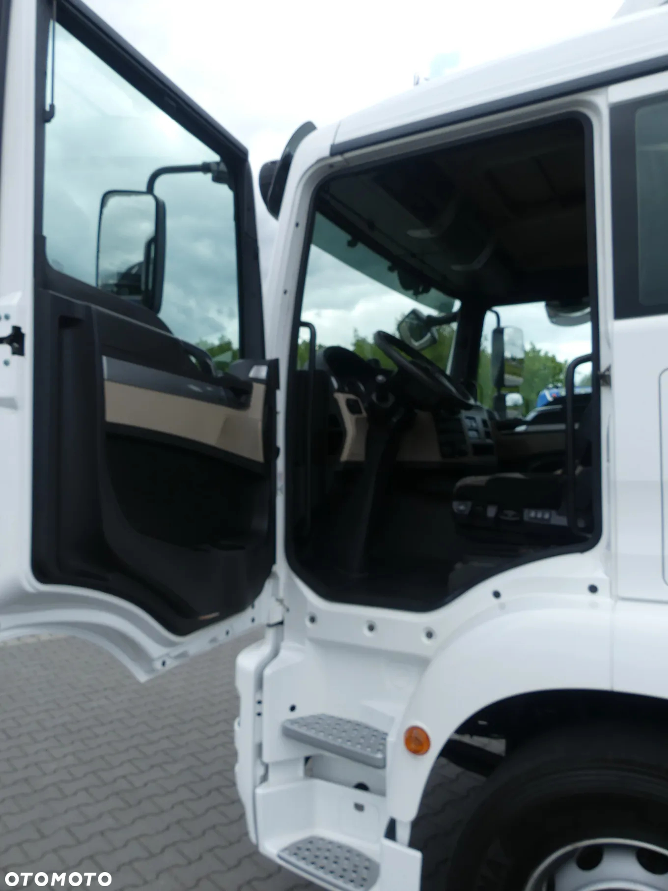 MAN TGM 18.290 / EURO 6 / KONTENER + WINDA / OTWIERANY BOK / - 23