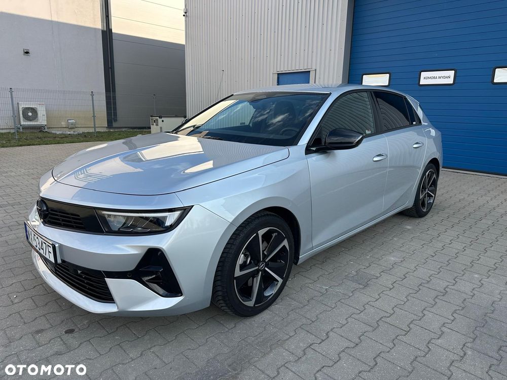 Opel Astra 1.5 D Automatik GS Line - 2